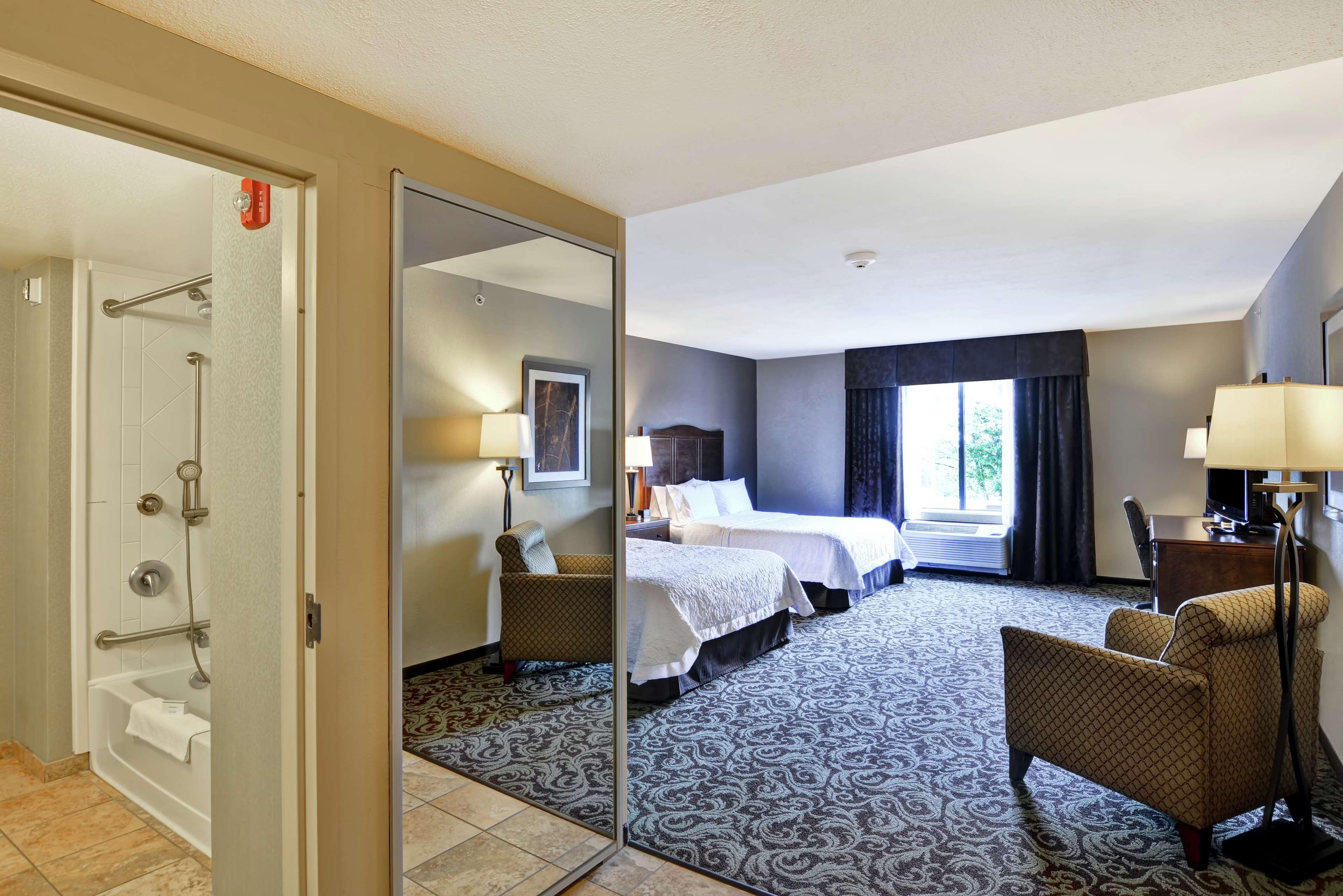 Hampton Inn And Suites New Hartford/Utica Esterno foto