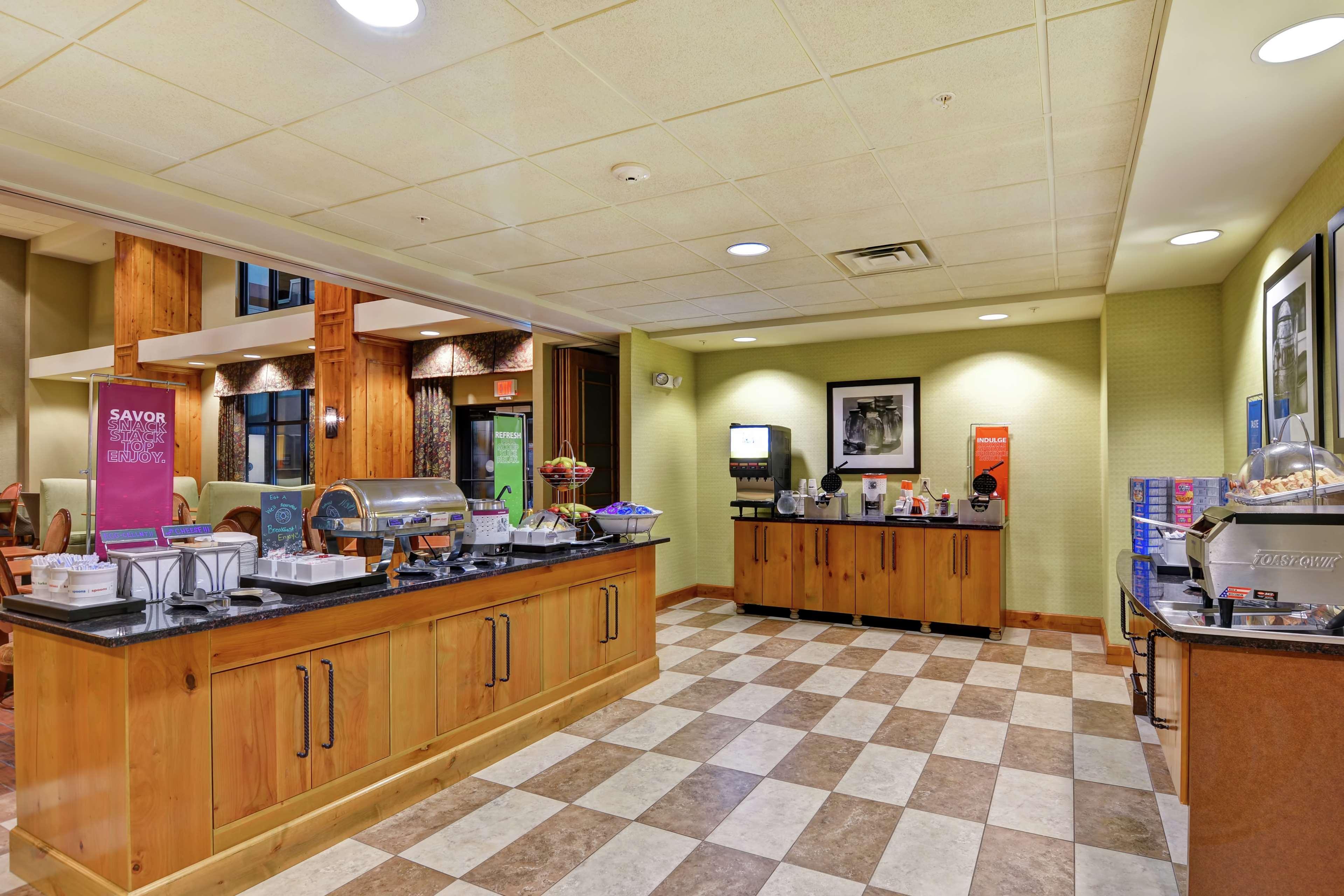 Hampton Inn And Suites New Hartford/Utica Esterno foto