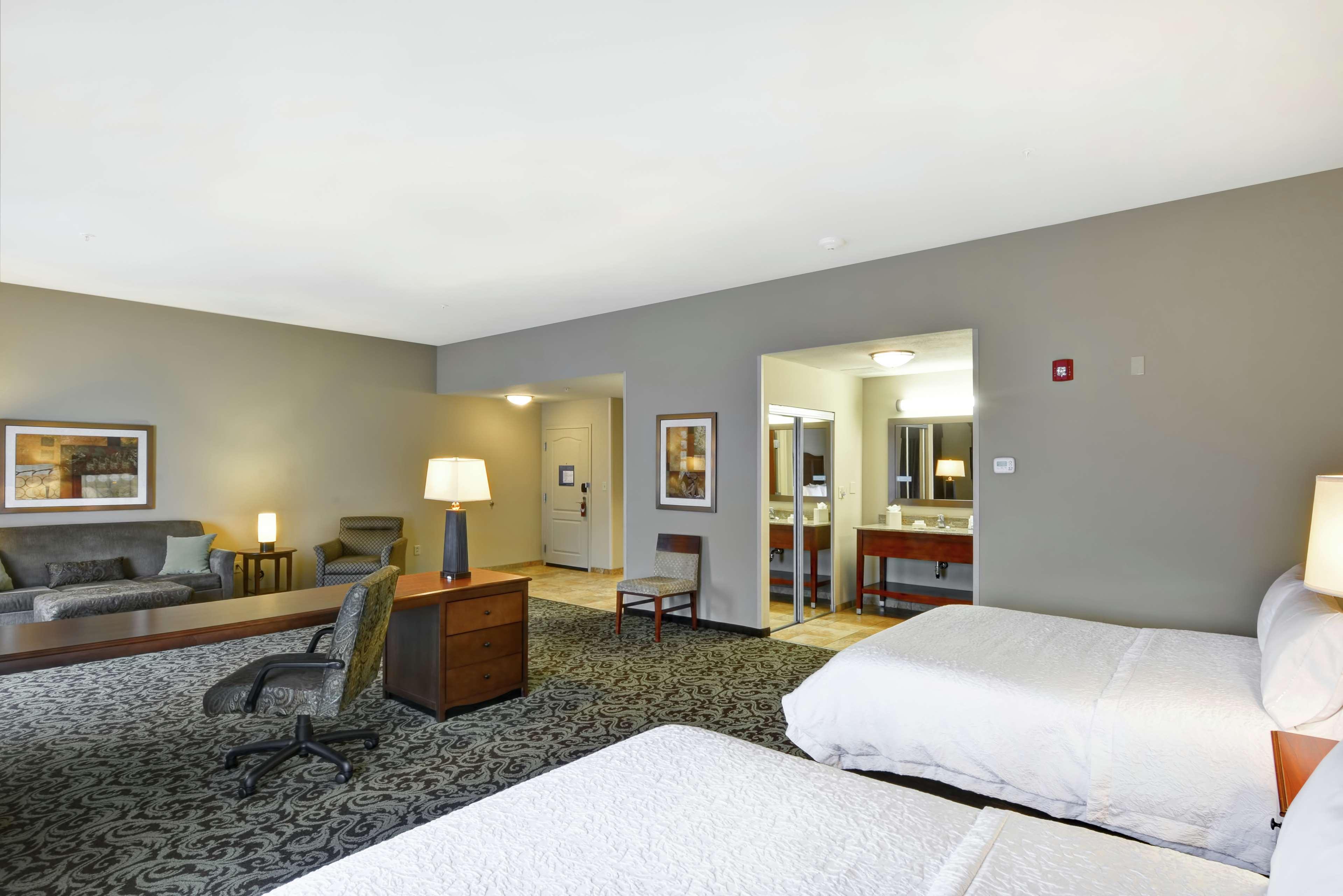 Hampton Inn And Suites New Hartford/Utica Esterno foto