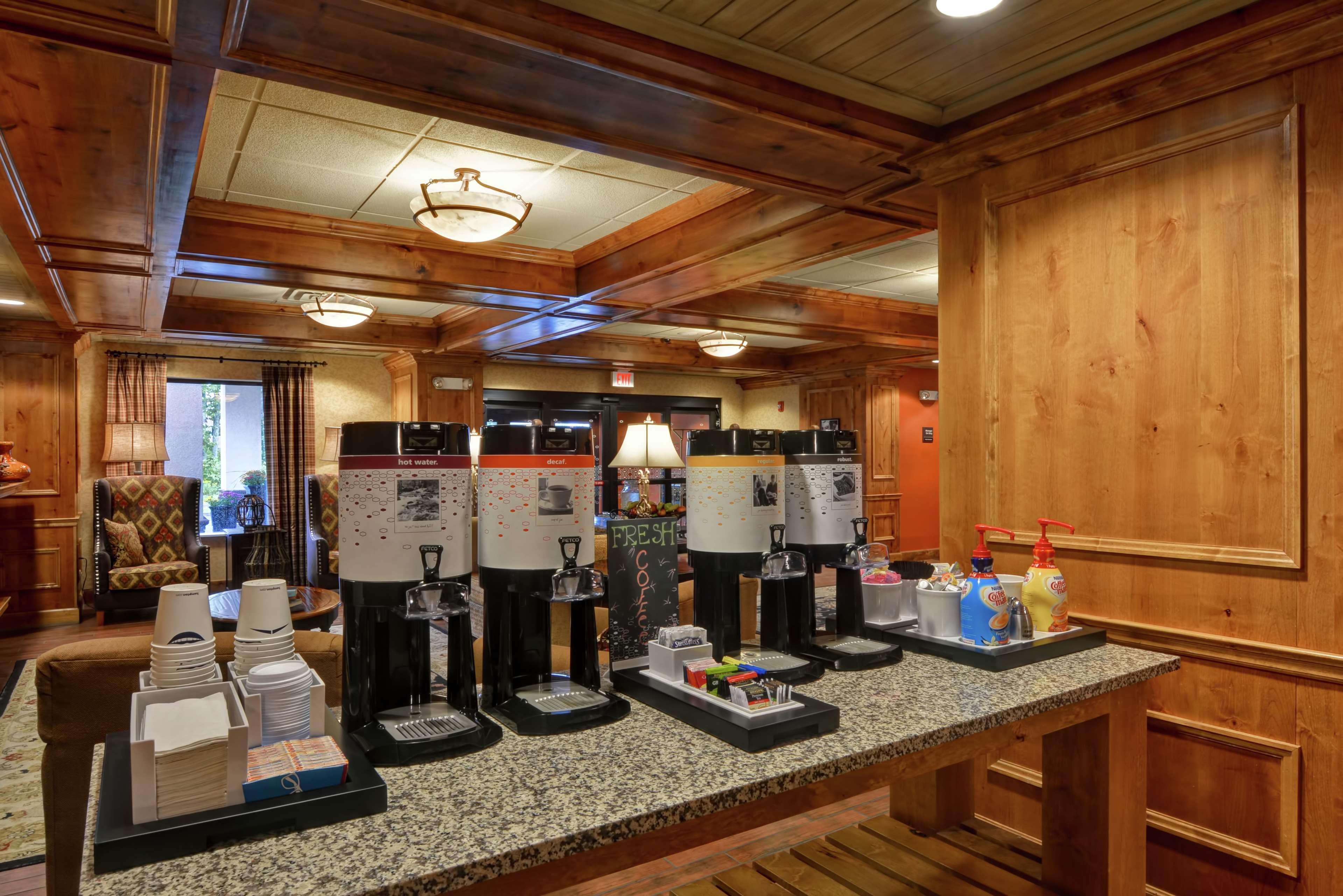 Hampton Inn And Suites New Hartford/Utica Esterno foto