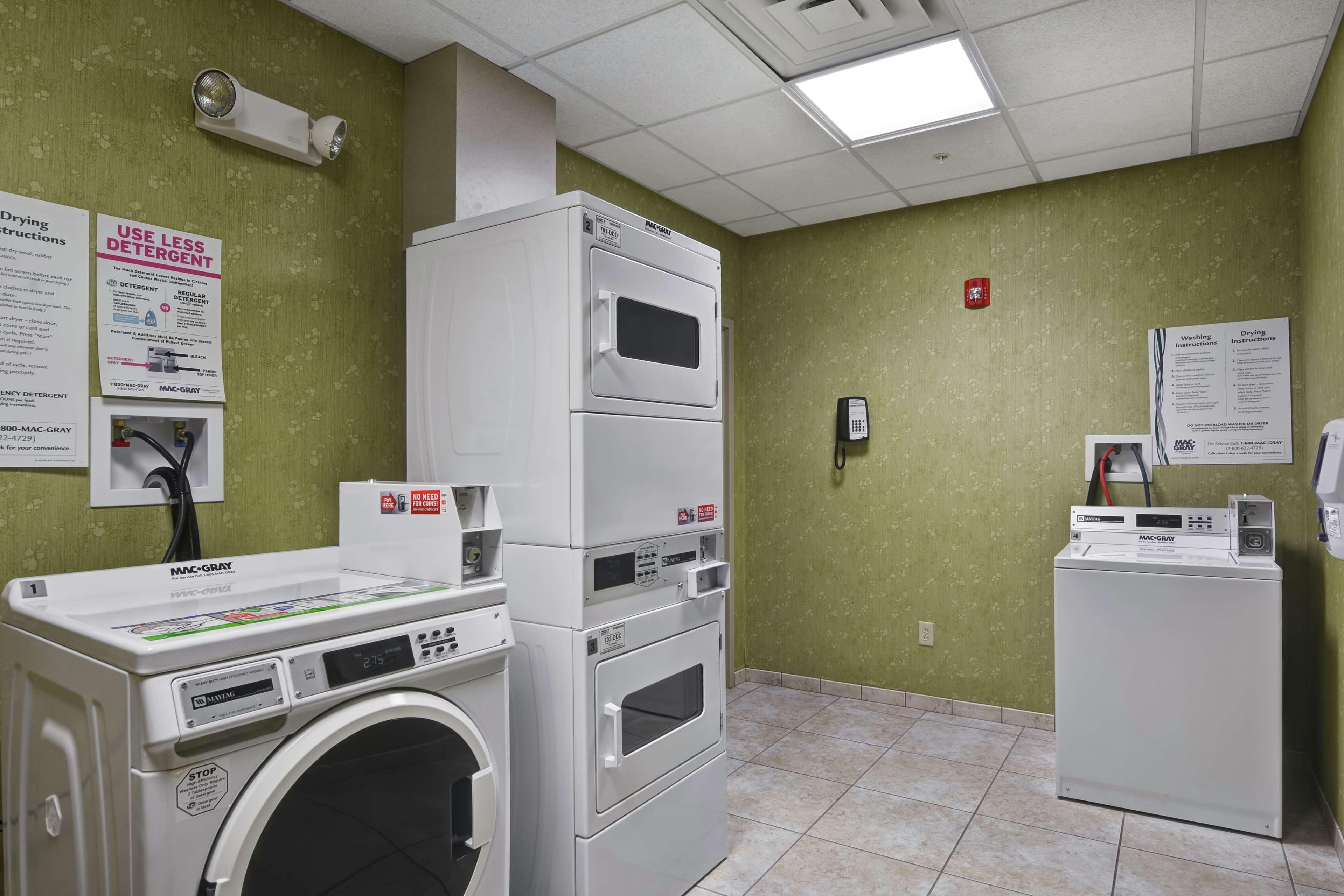 Hampton Inn And Suites New Hartford/Utica Esterno foto