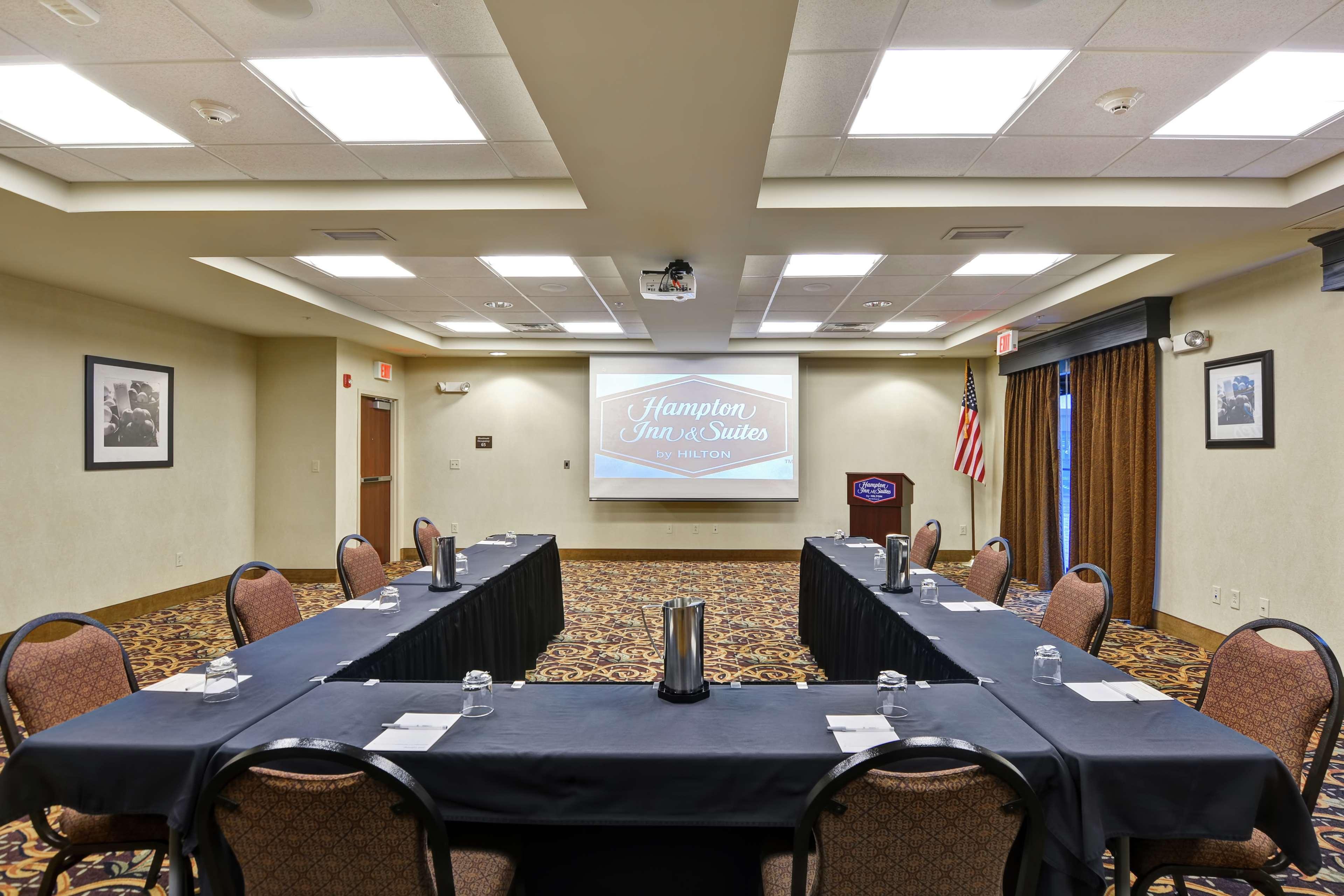 Hampton Inn And Suites New Hartford/Utica Esterno foto