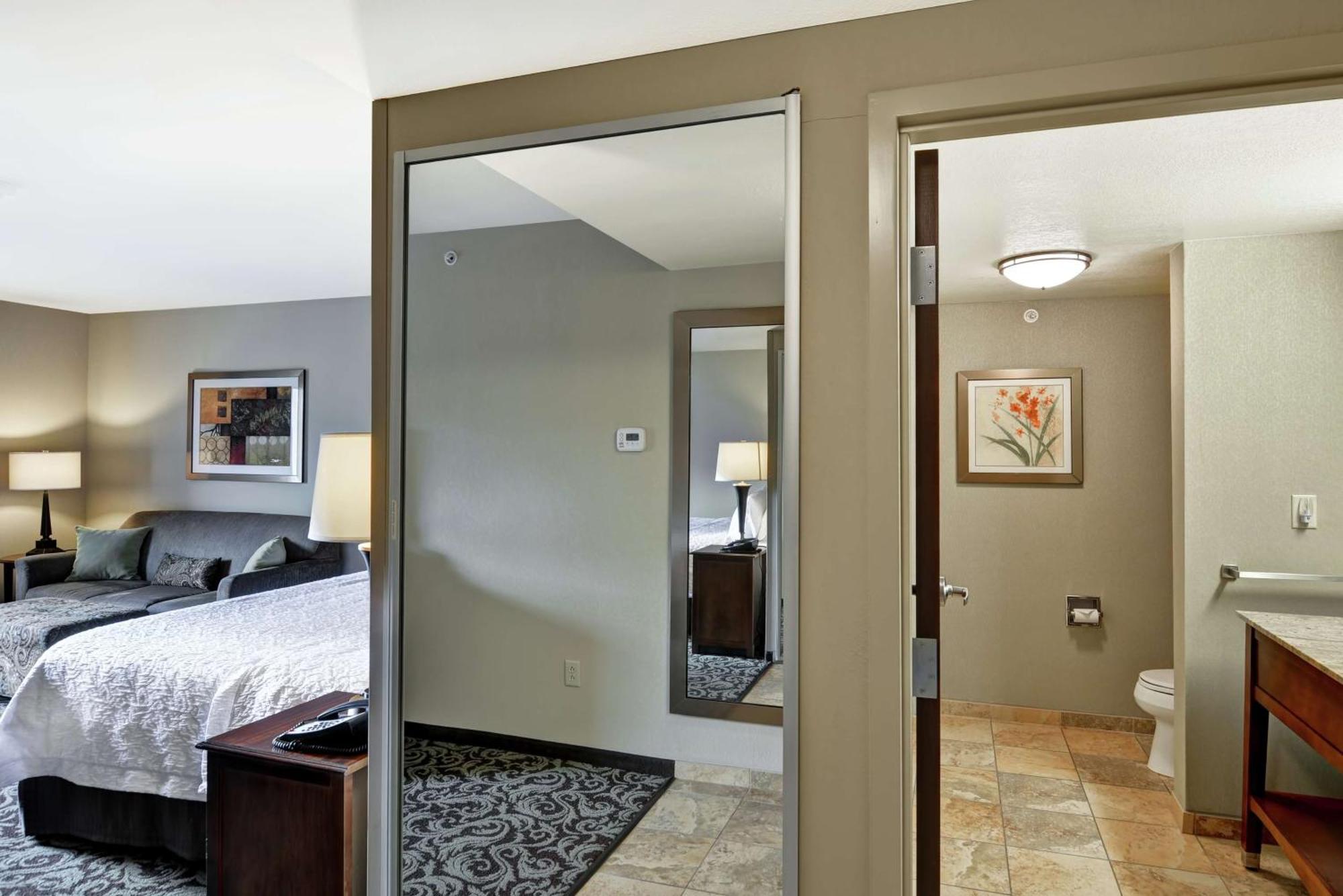 Hampton Inn And Suites New Hartford/Utica Esterno foto