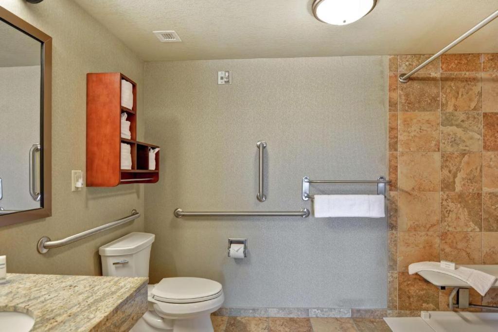 Hampton Inn And Suites New Hartford/Utica Esterno foto